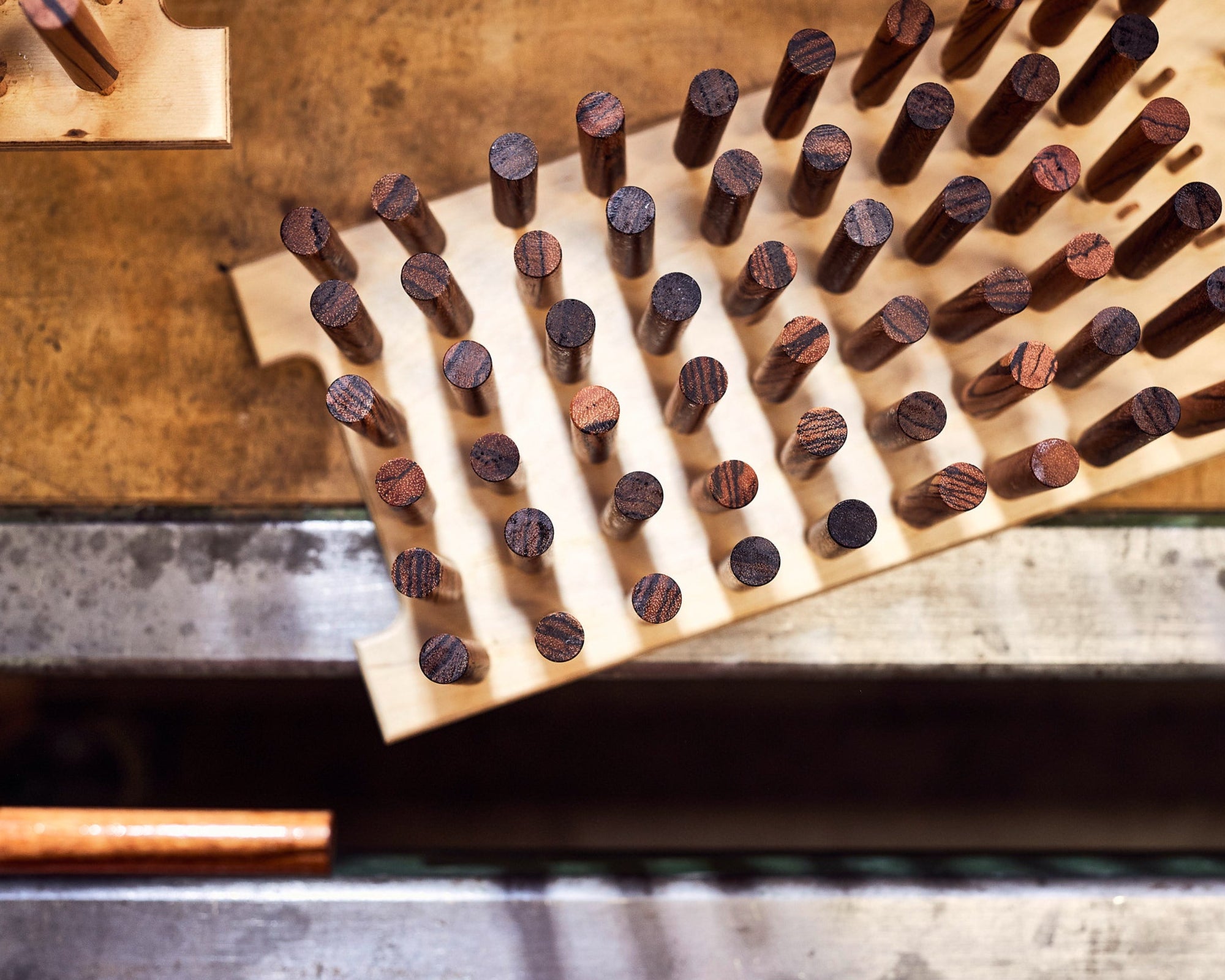 E+M Holzprodukte | Drechslerei Werkstatt Reportage Drehteile