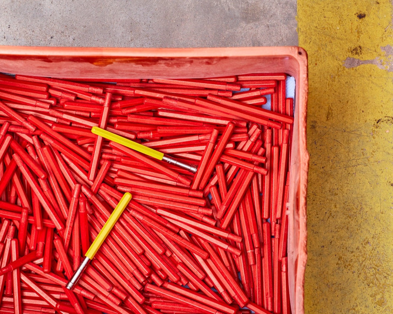 E+M Holzprodukte | Drechslerei Werkstatt Reportage Bleistiftverlängerungen