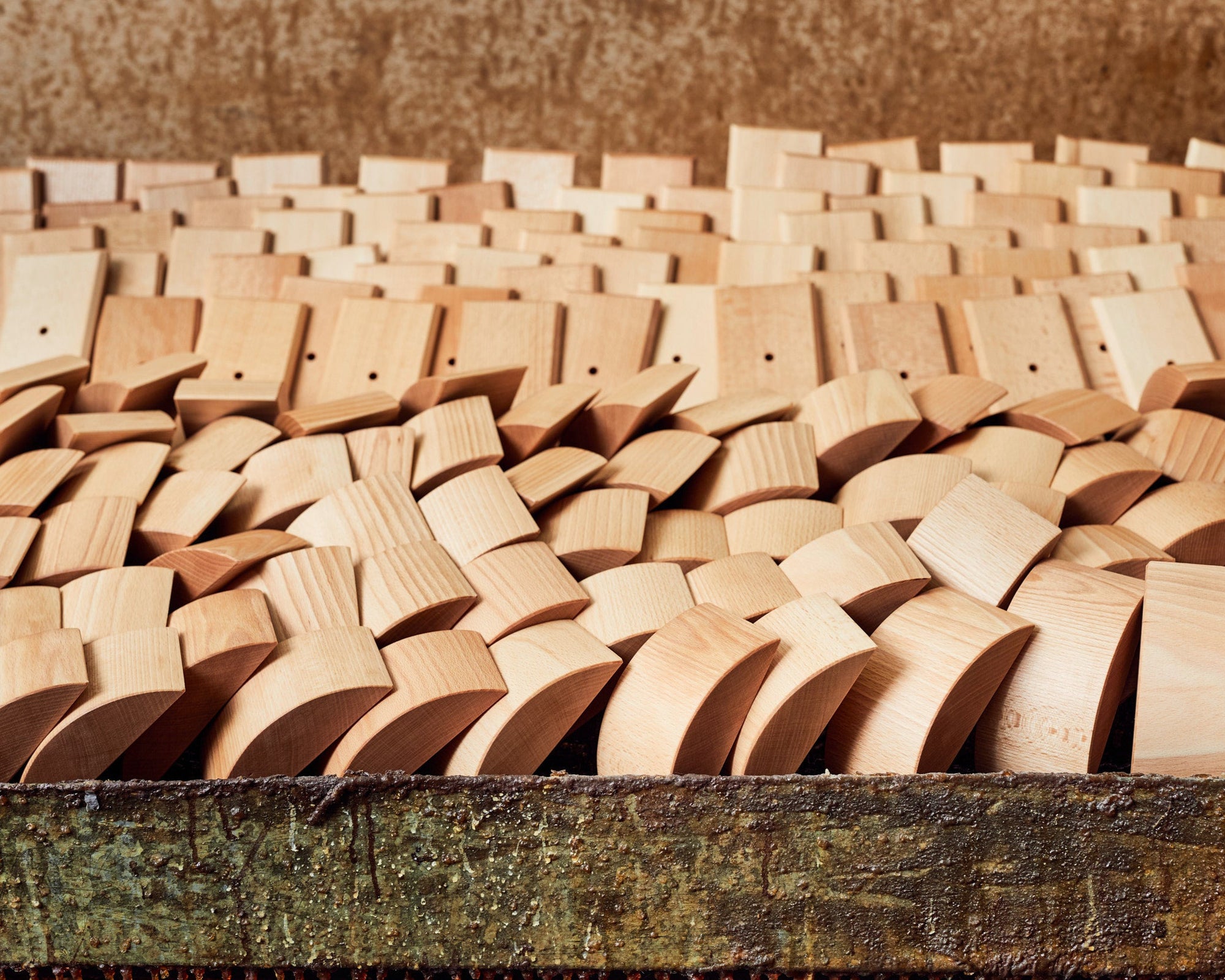 E+M Holzprodukte | Drechslerei Werkstatt Reportage Tintenlöscher