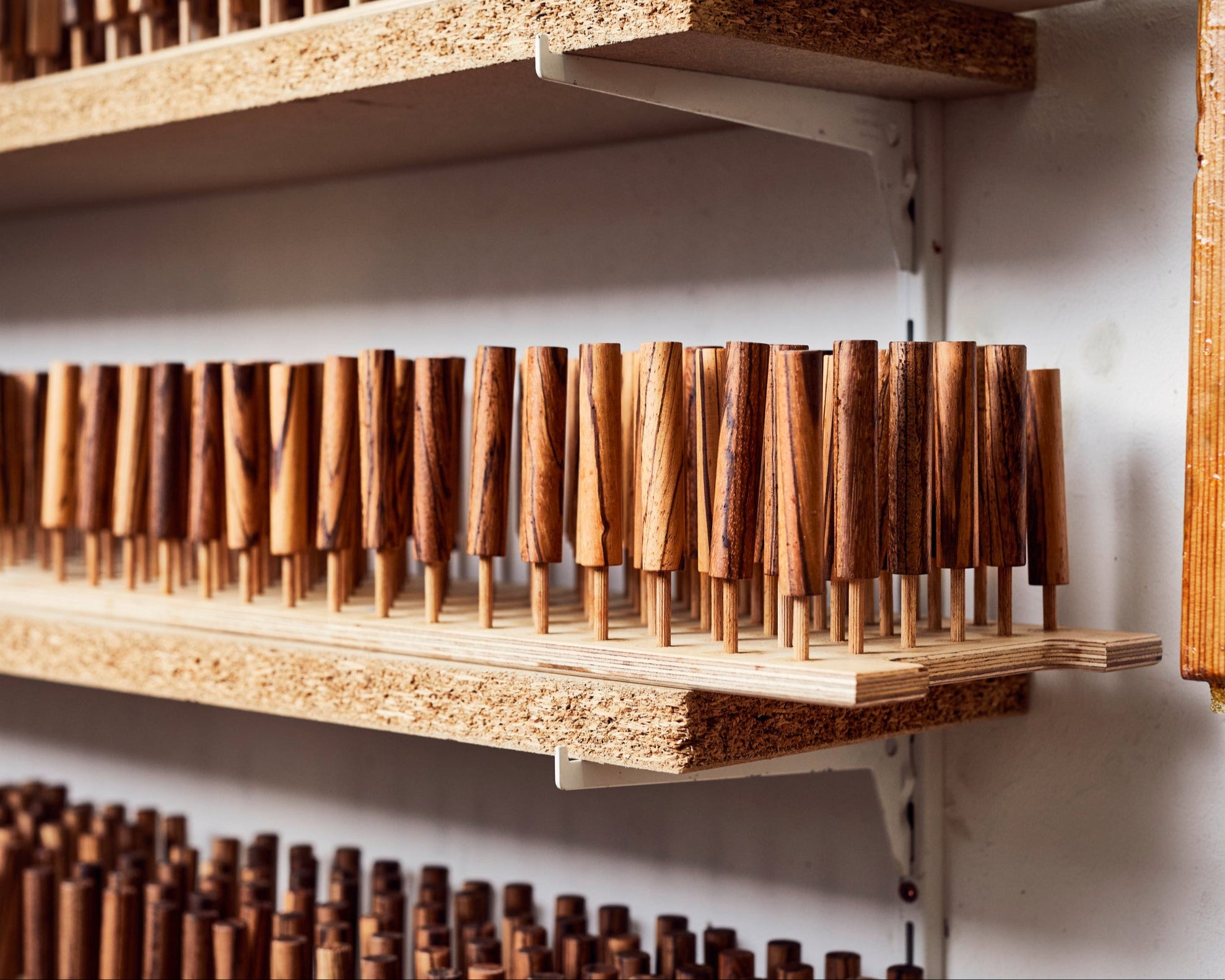 E+M Holzprodukte | Drechslerei Werkstatt Reportage Hülsen