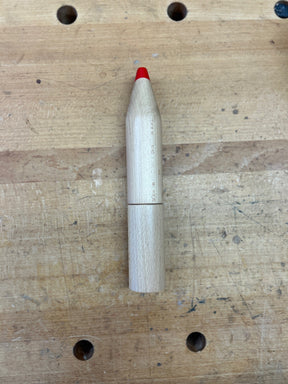 Stiftebehälter mit 12 Buntstiften
